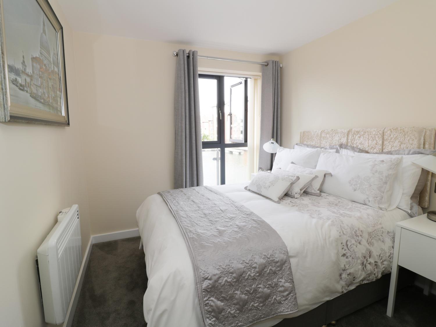 5 Windermere Stourport-on-Severn Exterior photo