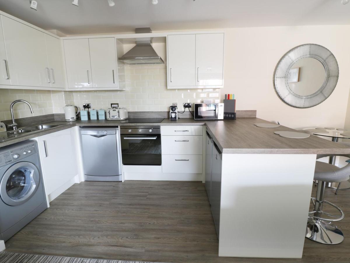 5 Windermere Stourport-on-Severn Exterior photo